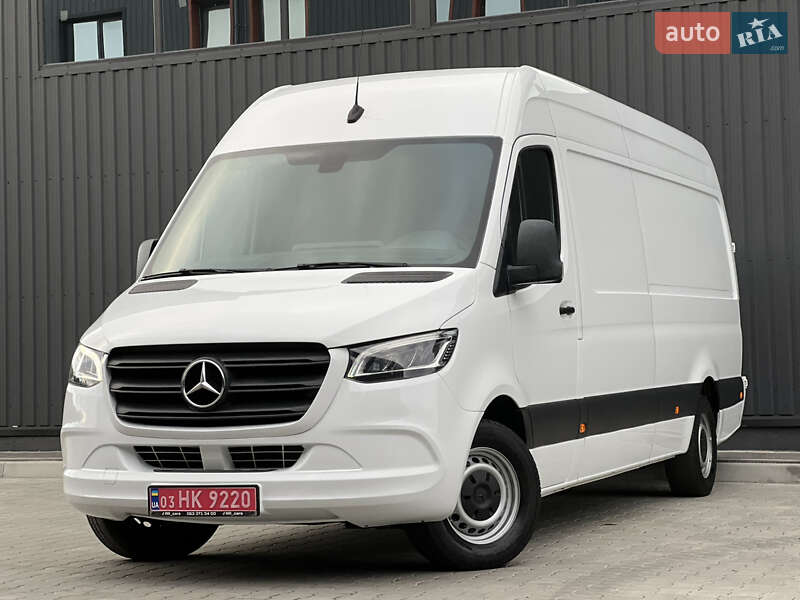 Грузовой фургон Mercedes-Benz Sprinter 2021 в 