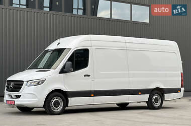 Грузовой фургон Mercedes-Benz Sprinter 2021 в 