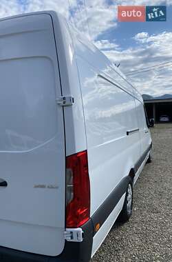 Грузовой фургон Mercedes-Benz Sprinter 2020 в 