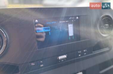 Грузовой фургон Mercedes-Benz Sprinter 2020 в 