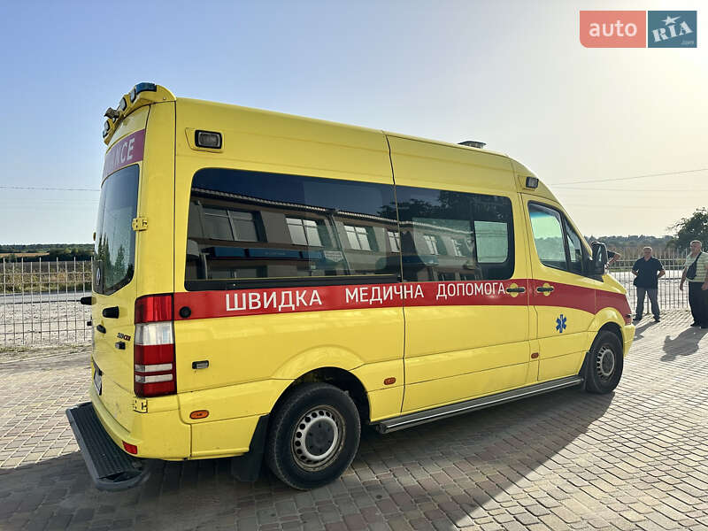 Mercedes-Benz Sprinter 2013