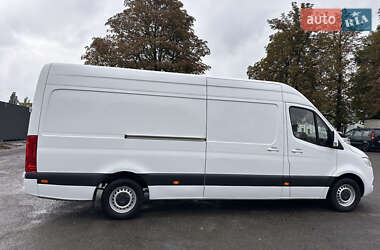 Грузовой фургон Mercedes-Benz Sprinter 2020 в 