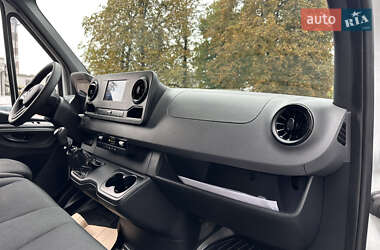Грузовой фургон Mercedes-Benz Sprinter 2020 в 