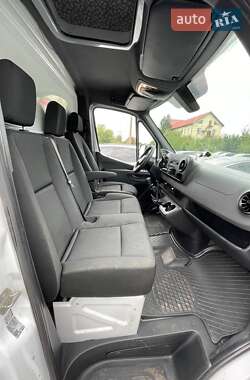 Грузовой фургон Mercedes-Benz Sprinter 2018 в 