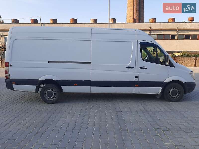 Вантажний фургон Mercedes-Benz Sprinter 2012 в Тернополі