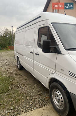 Грузовой фургон Mercedes-Benz Sprinter 2005 в 