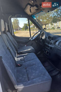 Грузовой фургон Mercedes-Benz Sprinter 2003 в 