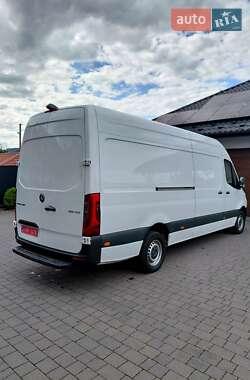 Грузовой фургон Mercedes-Benz Sprinter 2020 в 