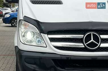 Микроавтобус Mercedes-Benz Sprinter 2012 в 