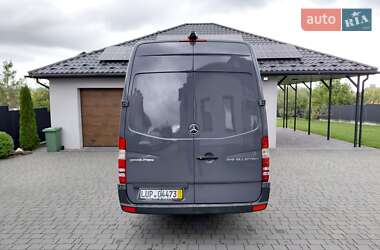 Грузовой фургон Mercedes-Benz Sprinter 2017 в 