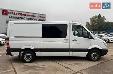 Грузовой фургон Mercedes-Benz Sprinter 2011 в 