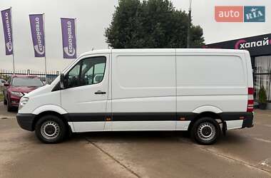 Грузовой фургон Mercedes-Benz Sprinter 2011 в 
