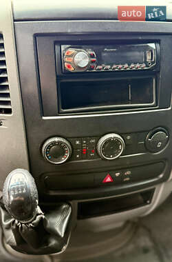 Грузовой фургон Mercedes-Benz Sprinter 2010 в 
