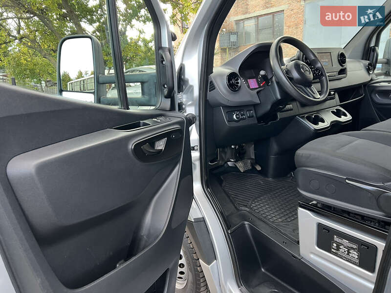 Грузовой фургон Mercedes-Benz Sprinter 2020 в Нововолынске