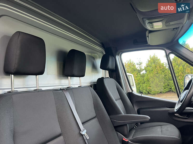 Грузовой фургон Mercedes-Benz Sprinter 2020 в Нововолынске