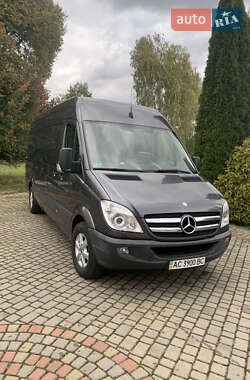 Микроавтобус грузовой (до 3,5т) Mercedes-Benz Sprinter 2012 в 