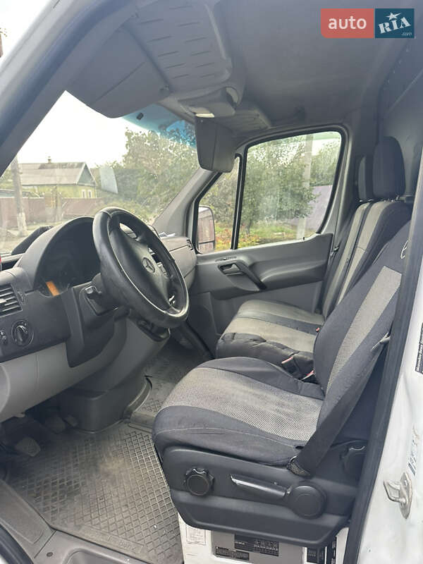 Грузовой фургон Mercedes-Benz Sprinter 2009 в Кривом Роге