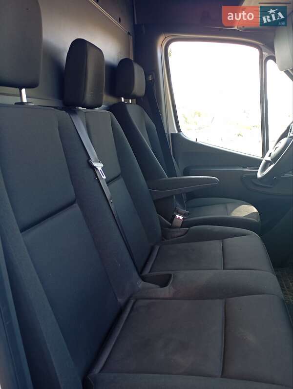 Вантажний фургон Mercedes-Benz Sprinter 2022 в Кривому Розі