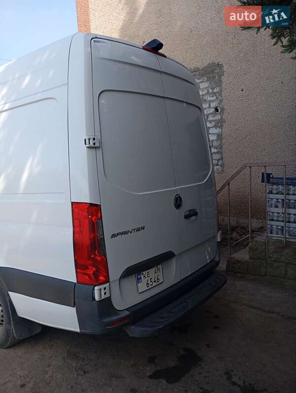 Вантажний фургон Mercedes-Benz Sprinter 2022 в Кривому Розі