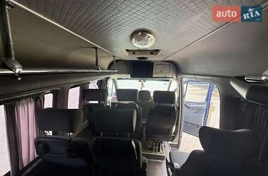 Пригородный автобус Mercedes-Benz Sprinter 2000 в 