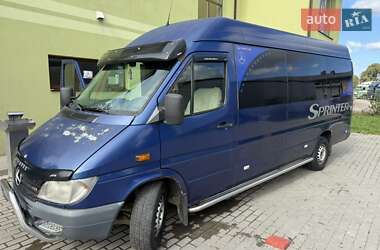 Пригородный автобус Mercedes-Benz Sprinter 2000 в 