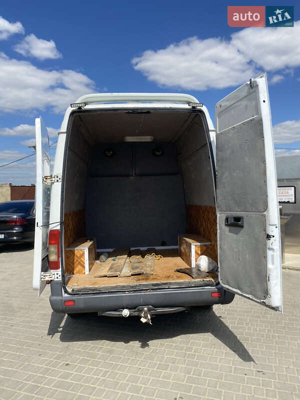 Грузовой фургон Mercedes-Benz Sprinter 2003 в Виннице