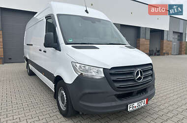 Грузовой фургон Mercedes-Benz Sprinter 2021 в 