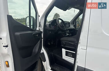 Грузовой фургон Mercedes-Benz Sprinter 2021 в 