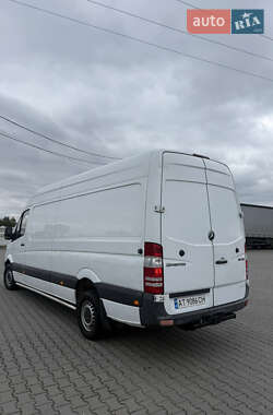 Грузовой фургон Mercedes-Benz Sprinter 2013 в 