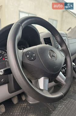 Грузовой фургон Mercedes-Benz Sprinter 2013 в 