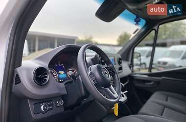 Грузовой фургон Mercedes-Benz Sprinter 2023 в 