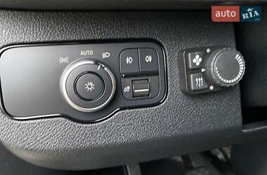 Грузовой фургон Mercedes-Benz Sprinter 2023 в 