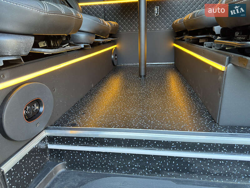 Микроавтобус Mercedes-Benz Sprinter 2019 в Ровно фото 50 Микроавтобус Mercedes-Benz Sprinter 2019 в Ровно