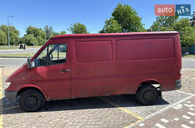 Грузовой фургон Mercedes-Benz Sprinter 2001 в 