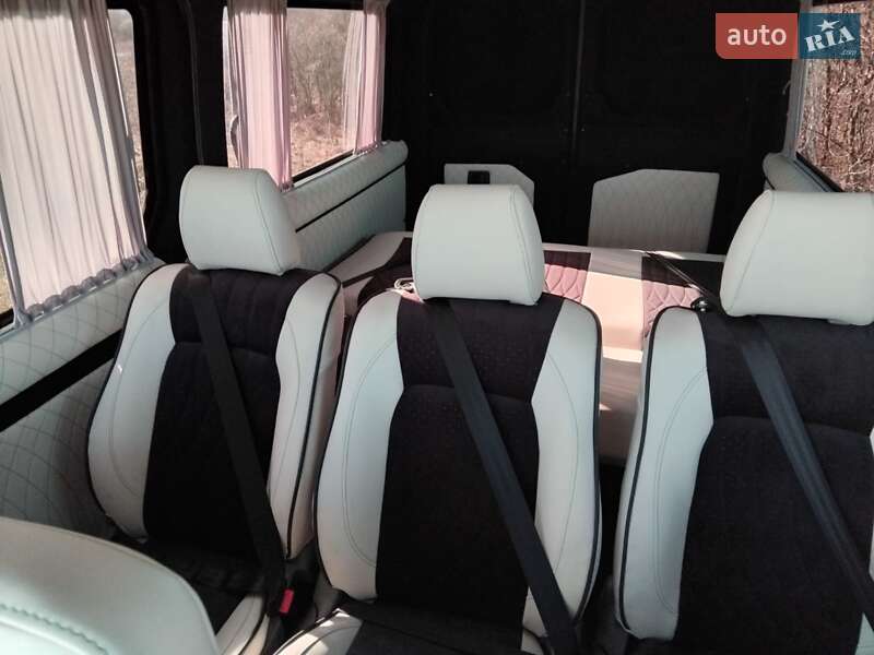 Микроавтобус Mercedes-Benz Sprinter 2019 в Ужгороде