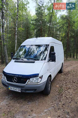 Микроавтобус грузовой (до 3,5т) Mercedes-Benz Sprinter 2004 в 