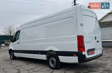 Грузовой фургон Mercedes-Benz Sprinter 2020 в 
