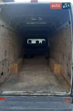 Грузовой фургон Mercedes-Benz Sprinter 2003 в 