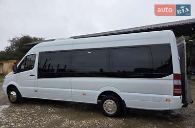 Туристический / Междугородний автобус Mercedes-Benz Sprinter 2012 в 