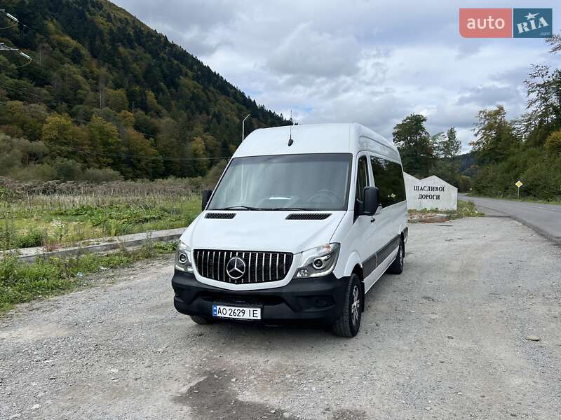 Мікроавтобус Mercedes-Benz Sprinter 2017 в Міжгір'ї
