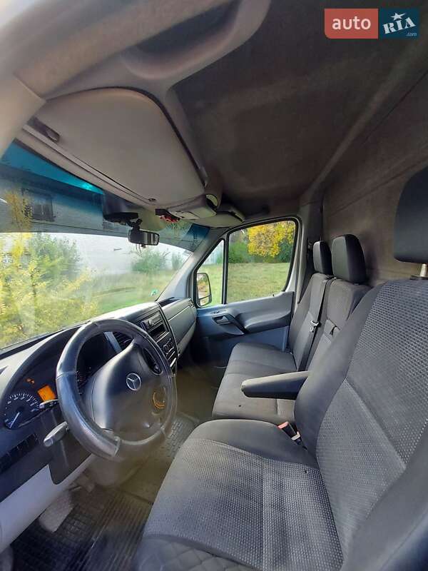 Грузовой фургон Mercedes-Benz Sprinter 2009 в Днепре