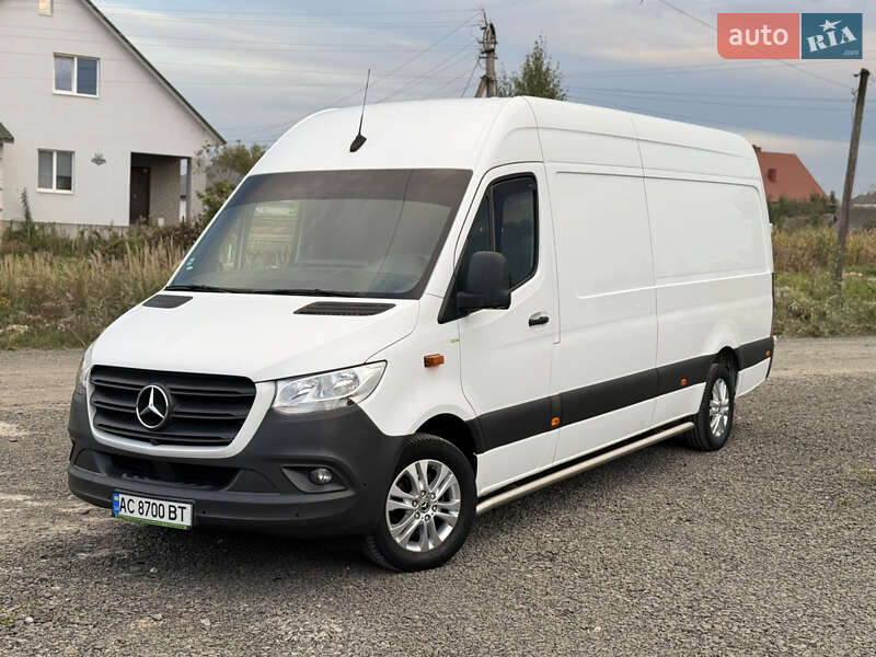 Грузовой фургон Mercedes-Benz Sprinter 2019 в 