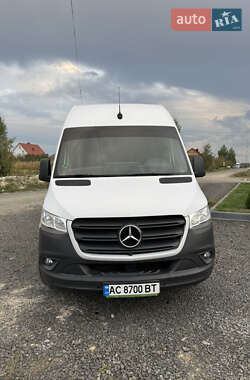 Грузовой фургон Mercedes-Benz Sprinter 2019 в 