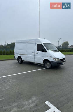 Грузовой фургон Mercedes-Benz Sprinter 2005 в 