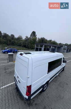 Микроавтобус Mercedes-Benz Sprinter 2022 в 