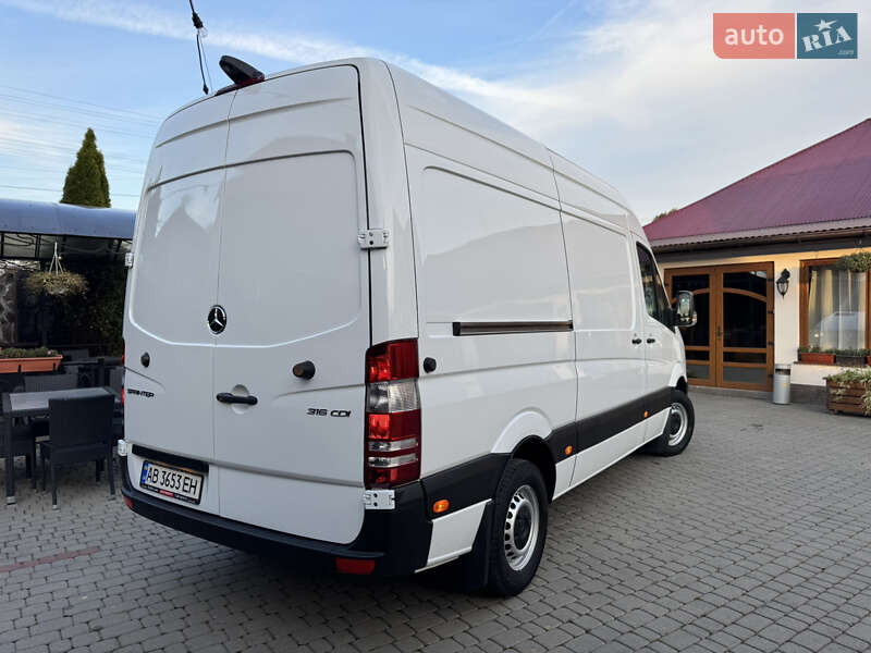 Вантажний фургон Mercedes-Benz Sprinter 2015 в Іршаві