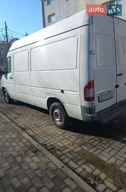 Грузовой фургон Mercedes-Benz Sprinter 2004 в 