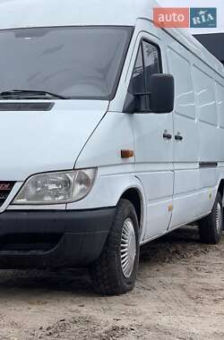 Грузовой фургон Mercedes-Benz Sprinter 2005 в  фото 3 Грузовой фургон Mercedes-Benz Sprinter 2005 в
