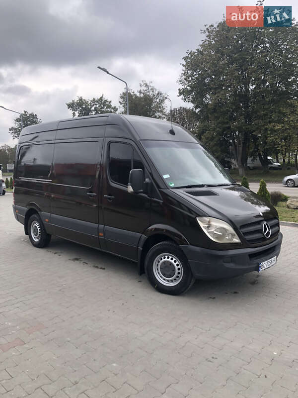 Вантажний фургон Mercedes-Benz Sprinter 2009 в Тернополі
