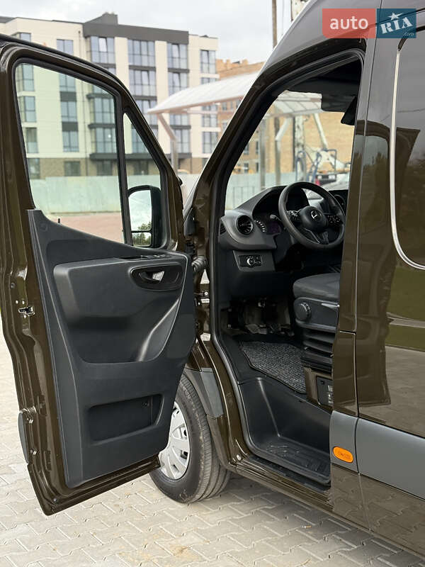 Грузовой фургон Mercedes-Benz Sprinter 2022 в Ровно